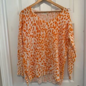 NWT andthewhy Orange and Cream Oversized Leopard Sweater S/M